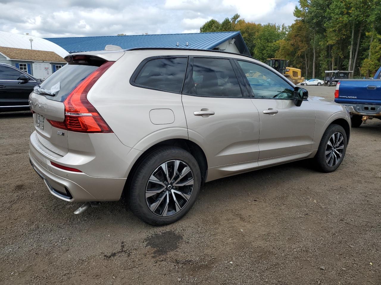 Lot #2993840655 2024 VOLVO XC60 CORE