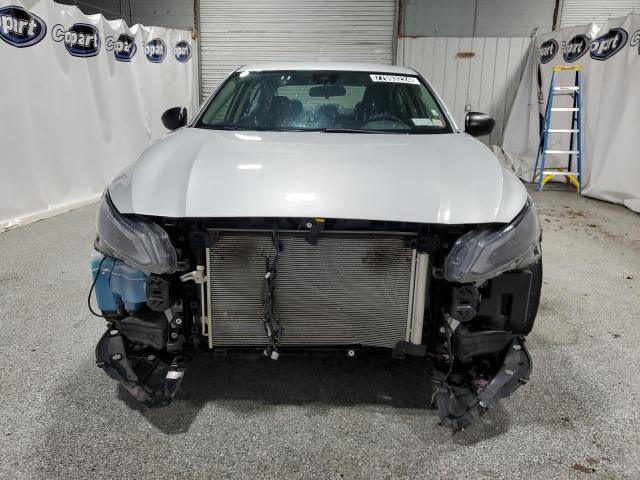 VIN 1N4BL4DV2RN329382 2024 Nissan Altima, SV no.5