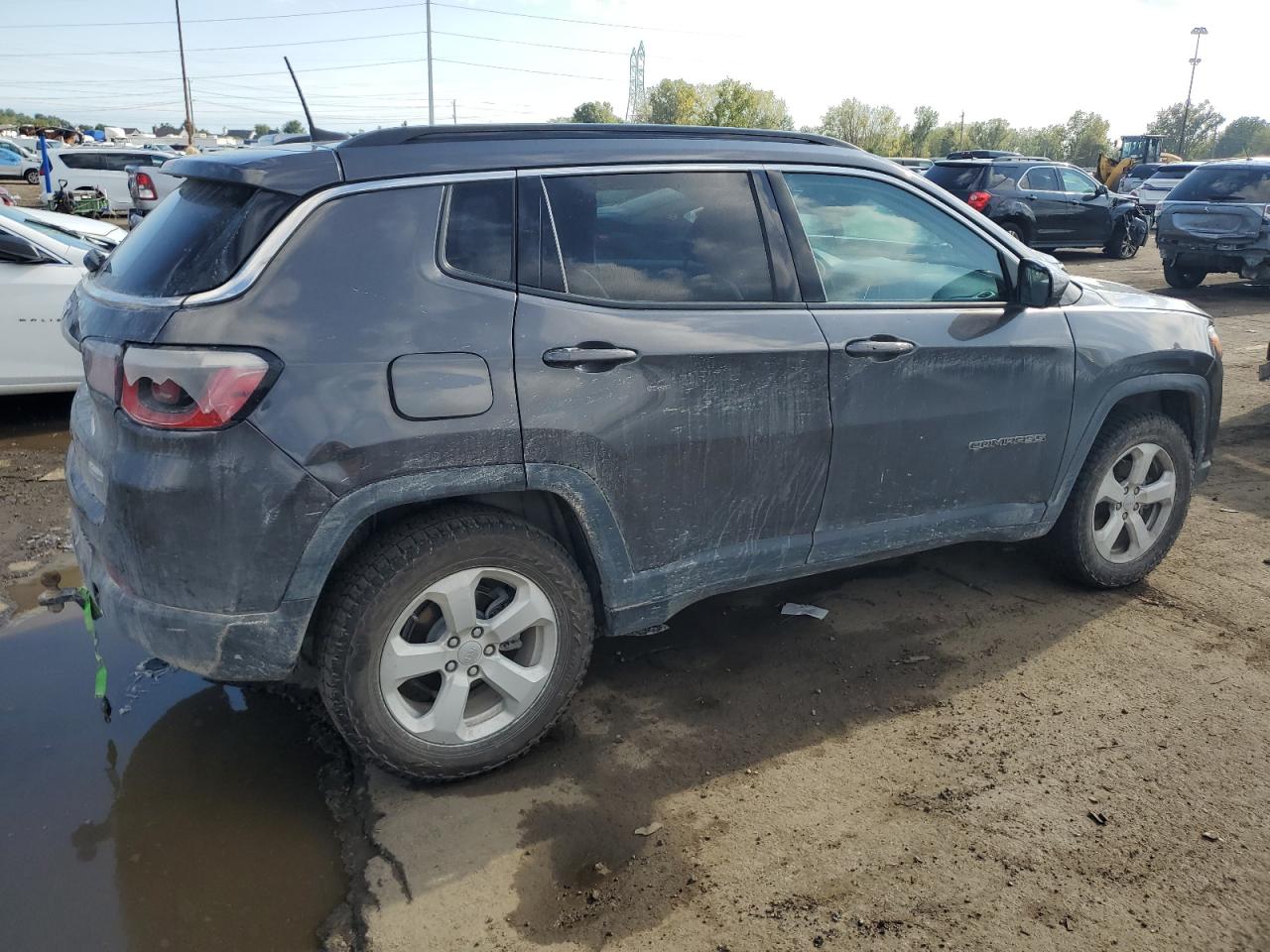 Lot #2876552873 2019 JEEP COMPASS LA