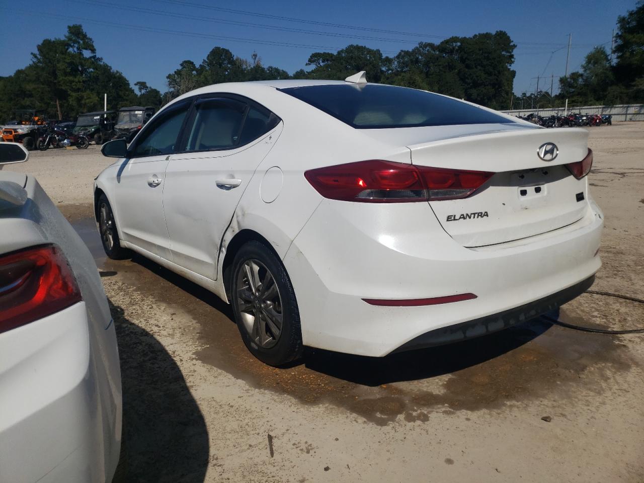 HYUNDAI ELANTRA SE 2018 white  gas 5NPD84LF6JH228025 photo #3