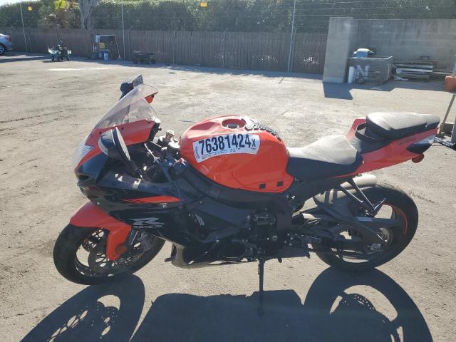 SUZUKI GSX-R600 2022 orange  gas JS1GN7FA8N7100641 photo #4