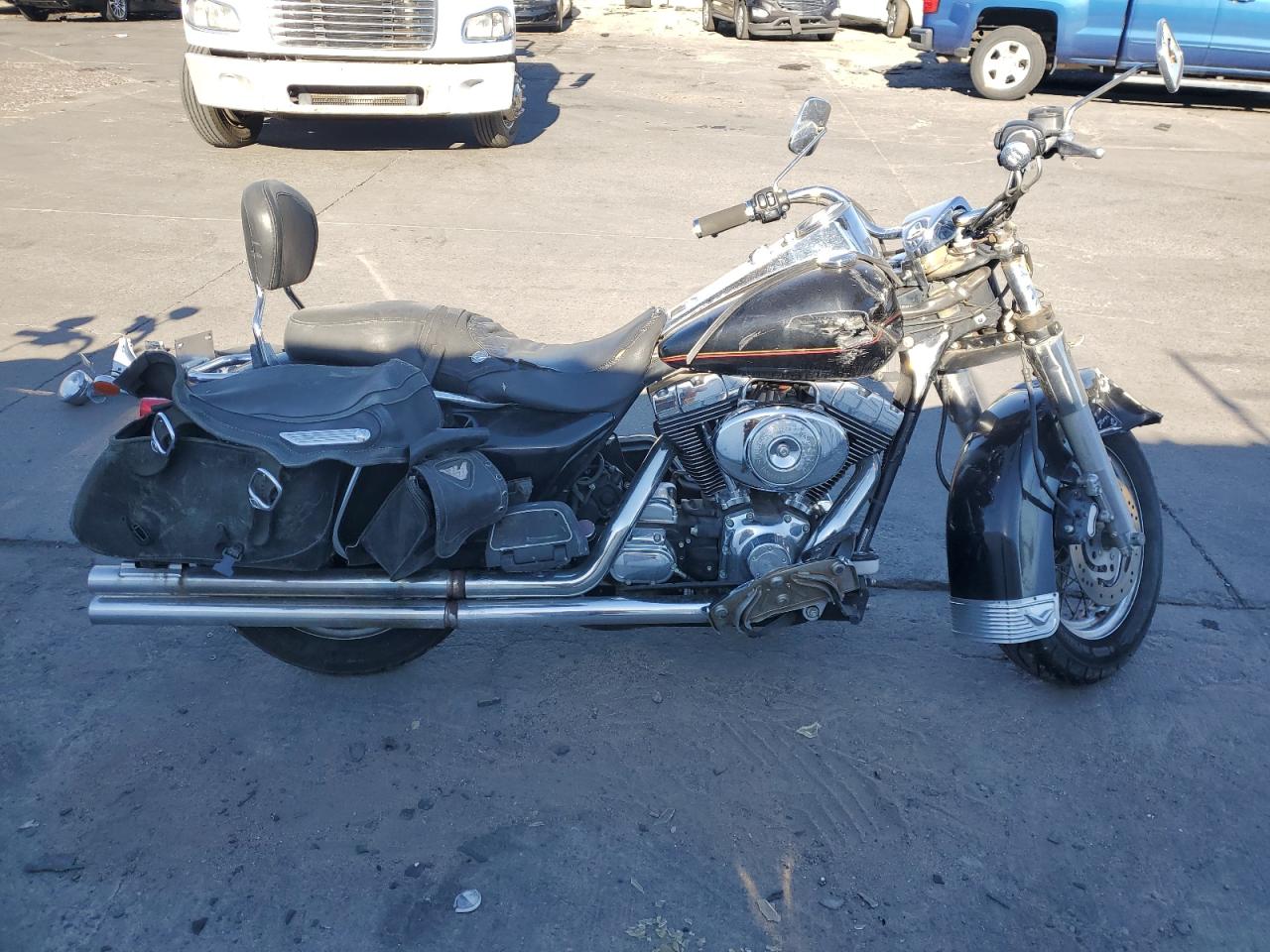 Harley Davidson FLHRCI / Road King Classic 2000 