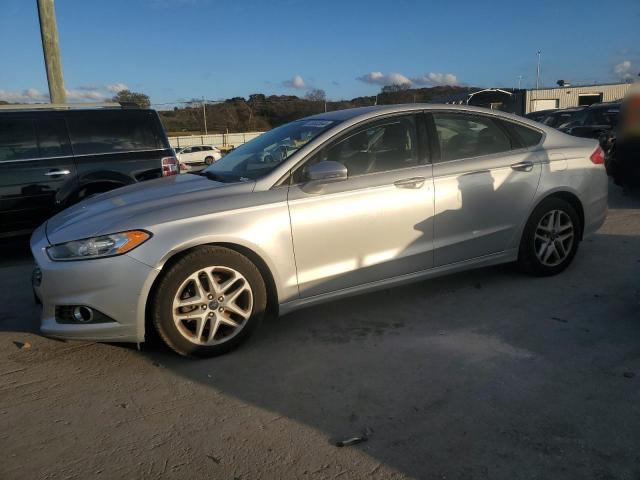 VIN 3FA6P0HDXFR152105 2015 Ford Fusion, SE no.1