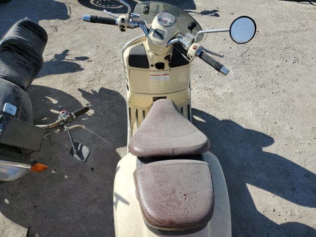 2013 VESPA GTS 300 SU ZAPM459L4D5901220