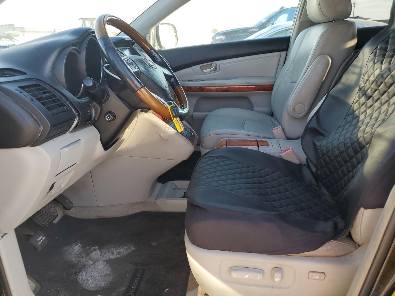 Lot #2912345703 2004 LEXUS RX 330