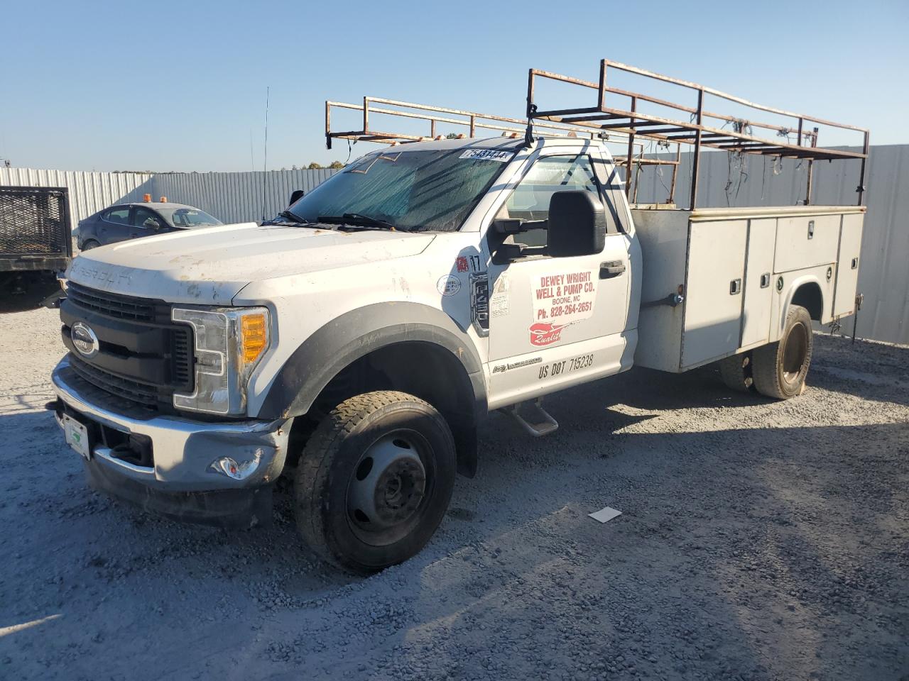 Lot #3021148353 2017 FORD F450 SUPER