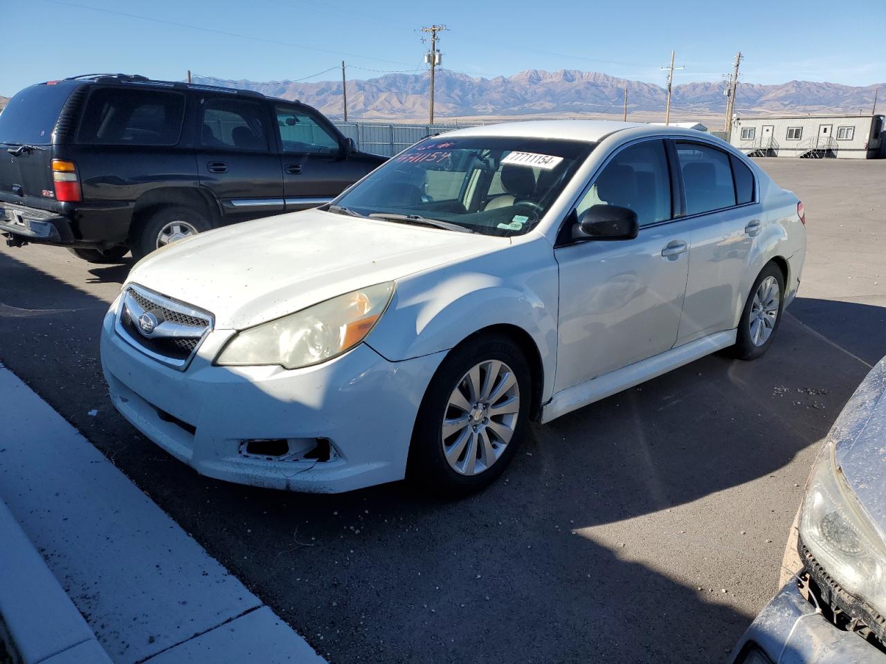  Salvage Subaru Legacy