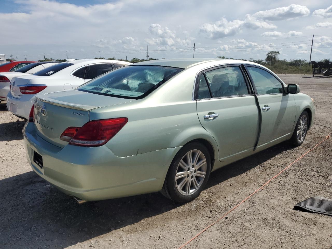 Lot #2909067481 2008 TOYOTA AVALON XL