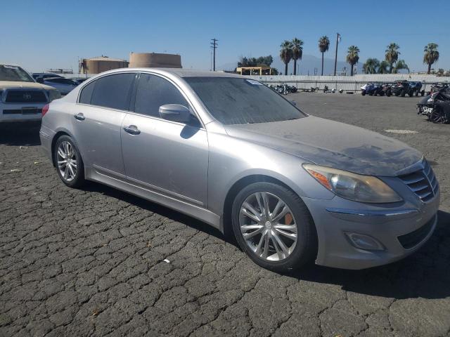 VIN KMHGC4DD3DU234041 2013 Hyundai Genesis, 3.8L no.4