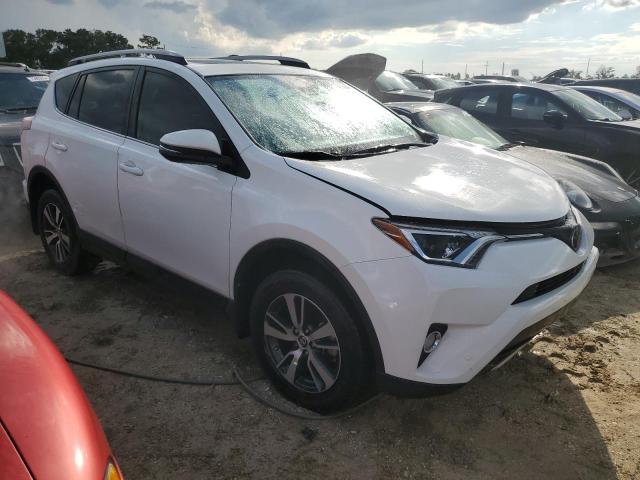 VIN JTMWFREV4HJ720330 2017 Toyota RAV4, Xle no.1