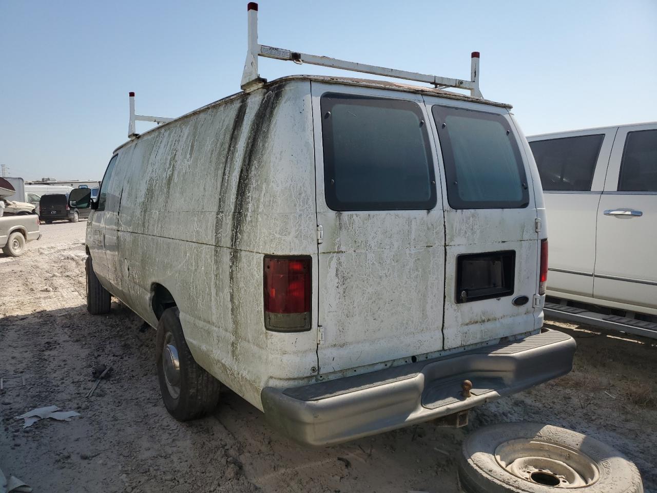 Lot #3006384106 2002 FORD ECONOLINE