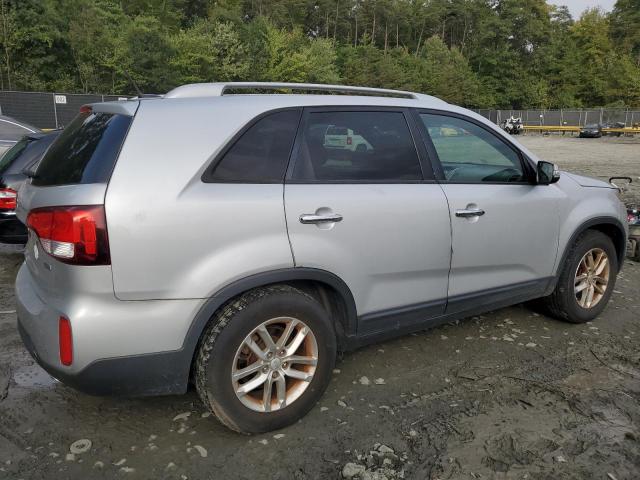 VIN 5XYKT4A68FG590672 2015 KIA Sorento, LX no.3