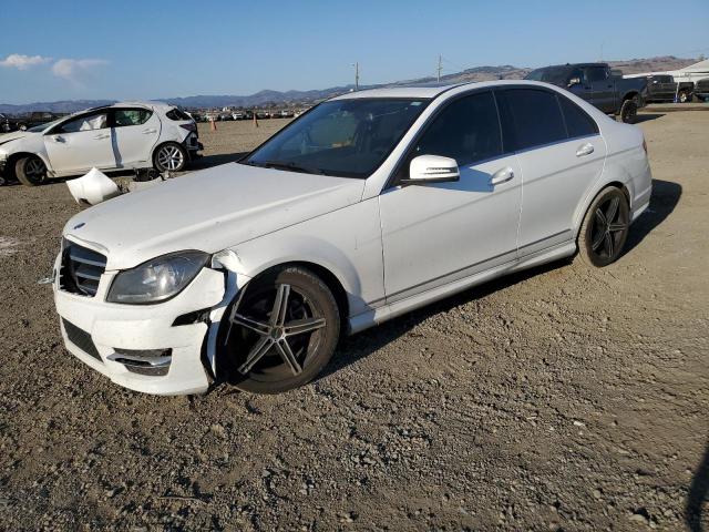 VIN WDDGF4HB2EG245526 2014 Mercedes-Benz C-Class, 250 no.1