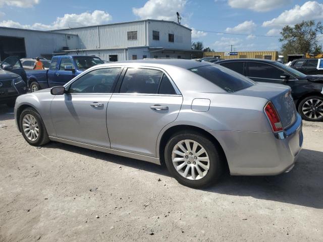 VIN 2C3CCAAG1DH741379 2013 Chrysler 300 no.2