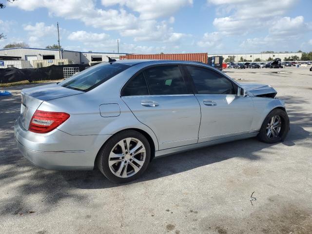 VIN WDDGF4HB5DA795403 2013 Mercedes-Benz C-Class, 250 no.3