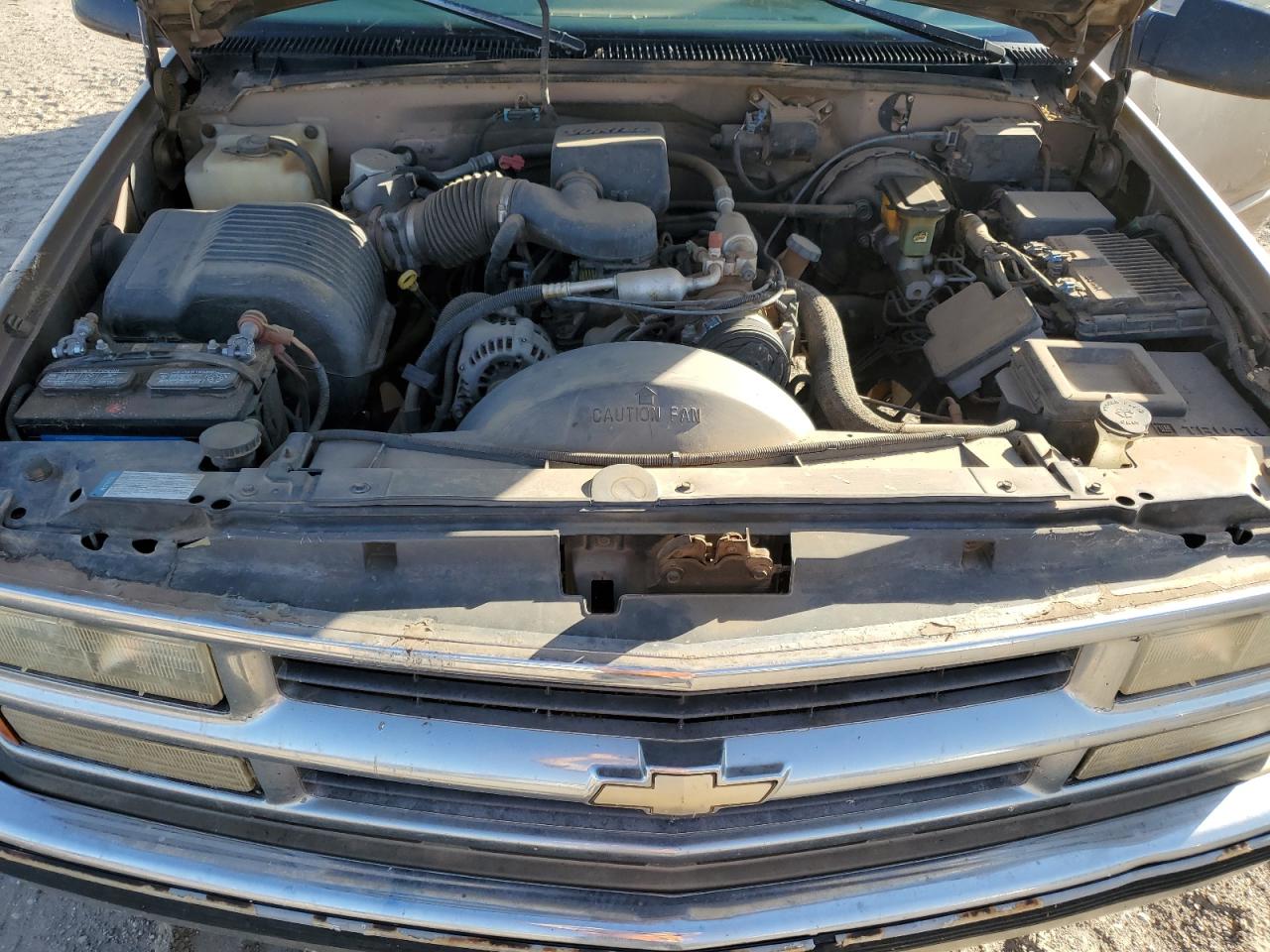 Lot #2986772282 1997 CHEVROLET GMT-400 C1