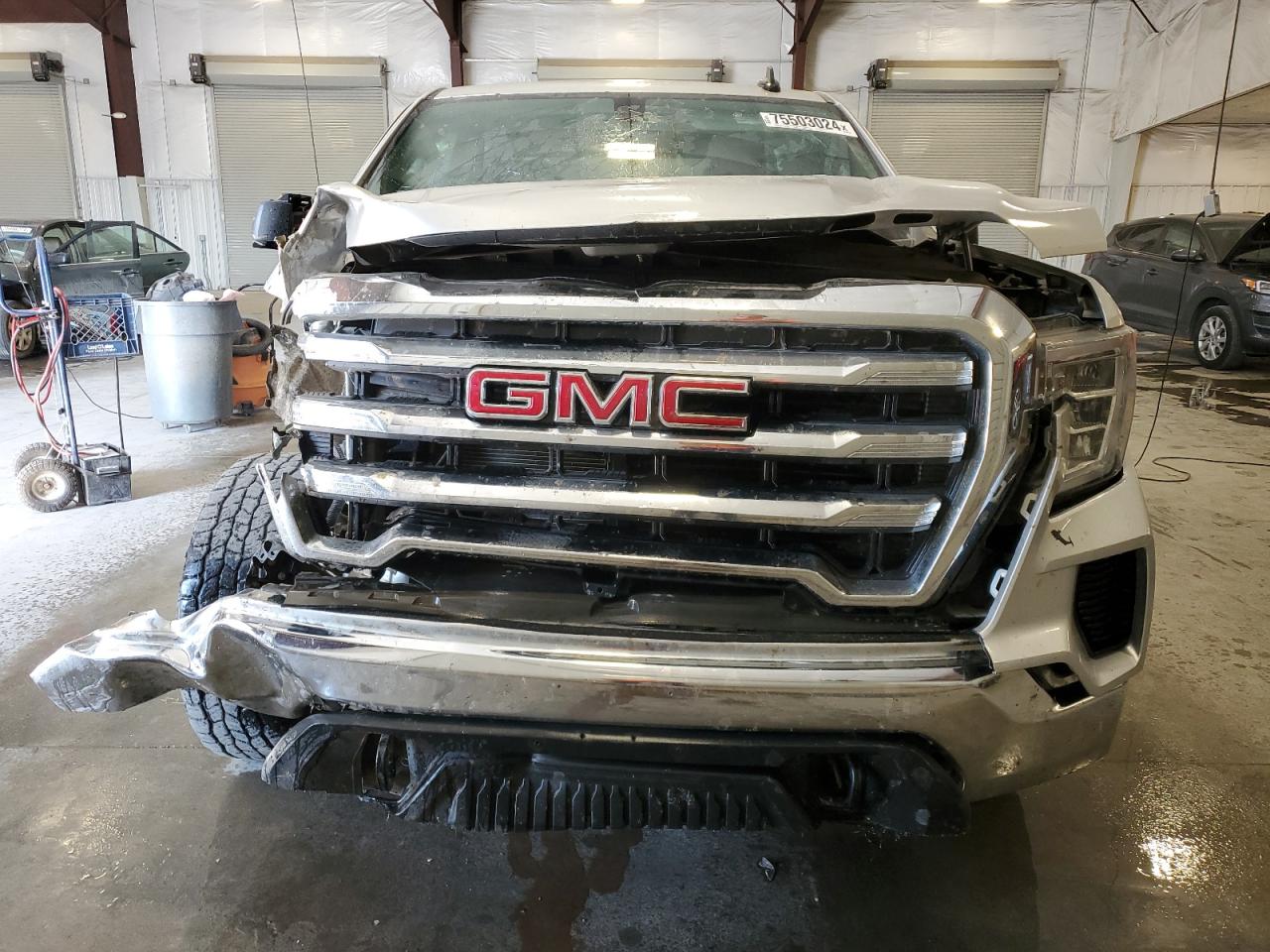 Lot #2909716365 2019 GMC 1500