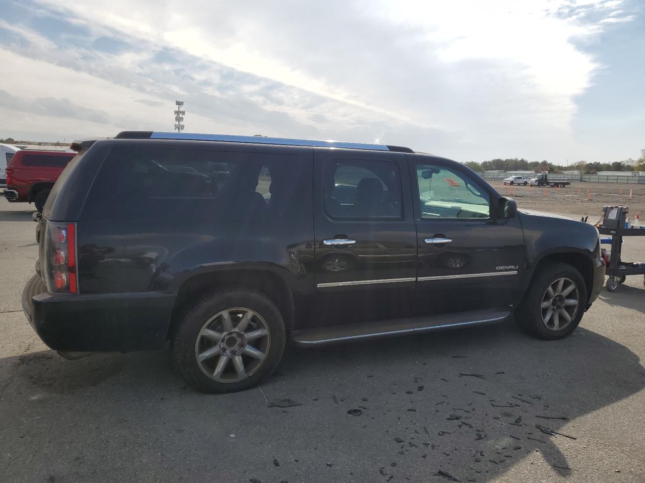 Lot #2979118016 2009 GMC YUKON XL D