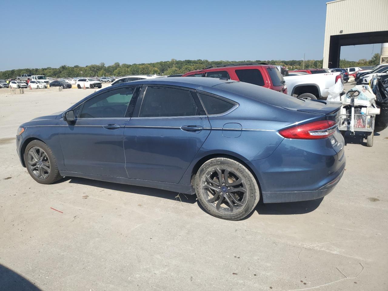 Lot #2999012688 2018 FORD FUSION SE