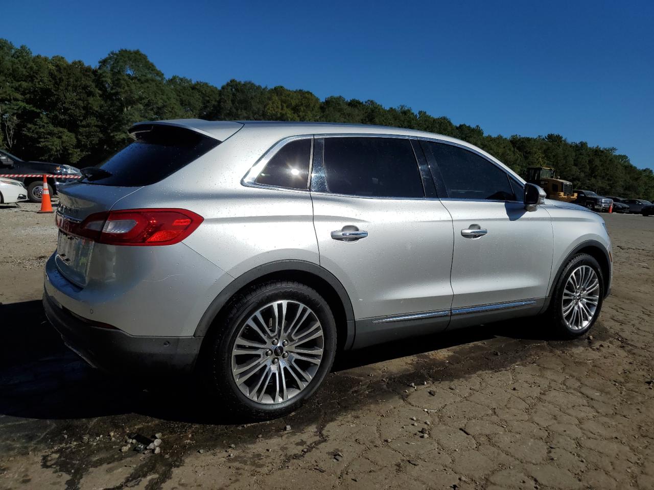 Lot #2918915602 2016 LINCOLN MKX RESERV