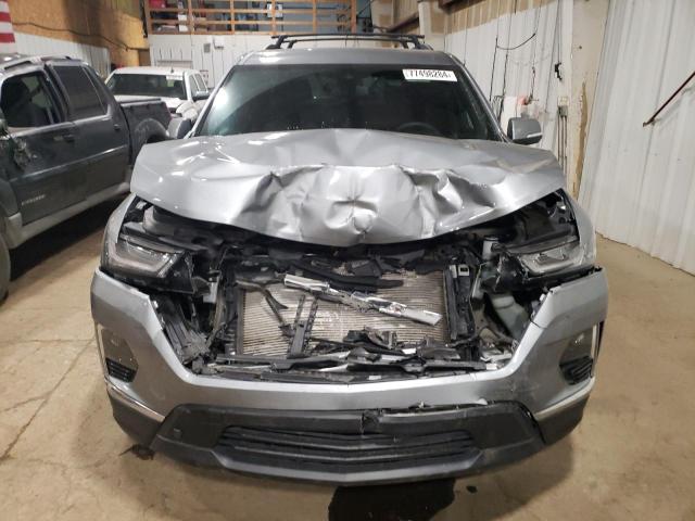 VIN 1GNEVGKW5PJ303935 2023 CHEVROLET TRAVERSE no.5