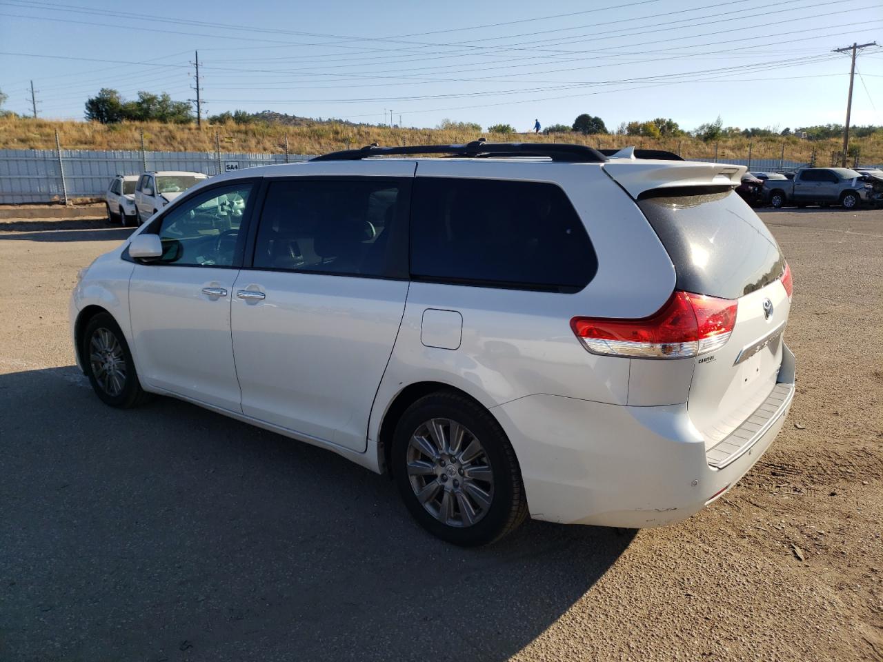 Lot #2919413325 2011 TOYOTA SIENNA XLE