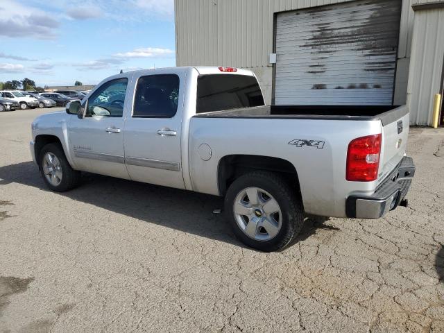 CHEVROLET SILVERADO 2011 silver crew pic flexible fuel 3GCPKTE3XBG148460 photo #3