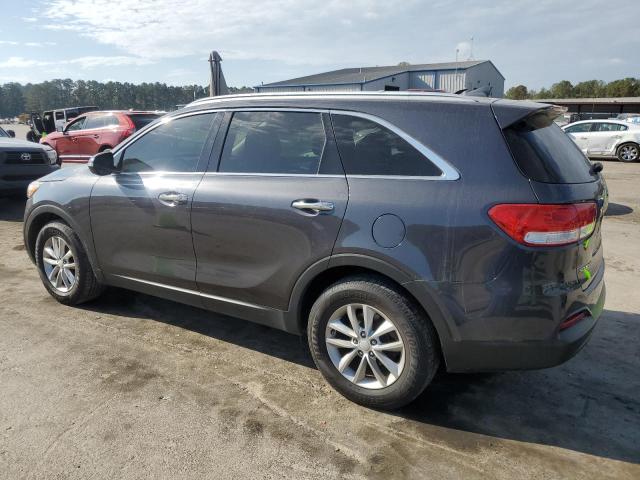 VIN 5XYPG4A30GG052968 2016 KIA Sorento, LX no.2