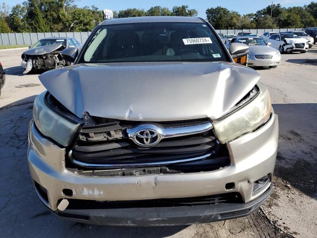 VIN 5TDZKRFH6FS067078 2015 Toyota Highlander, LE no.5