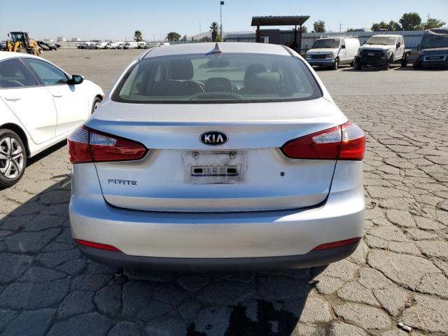 VIN KNAFK4A65E5072981 2014 KIA Forte, LX no.6