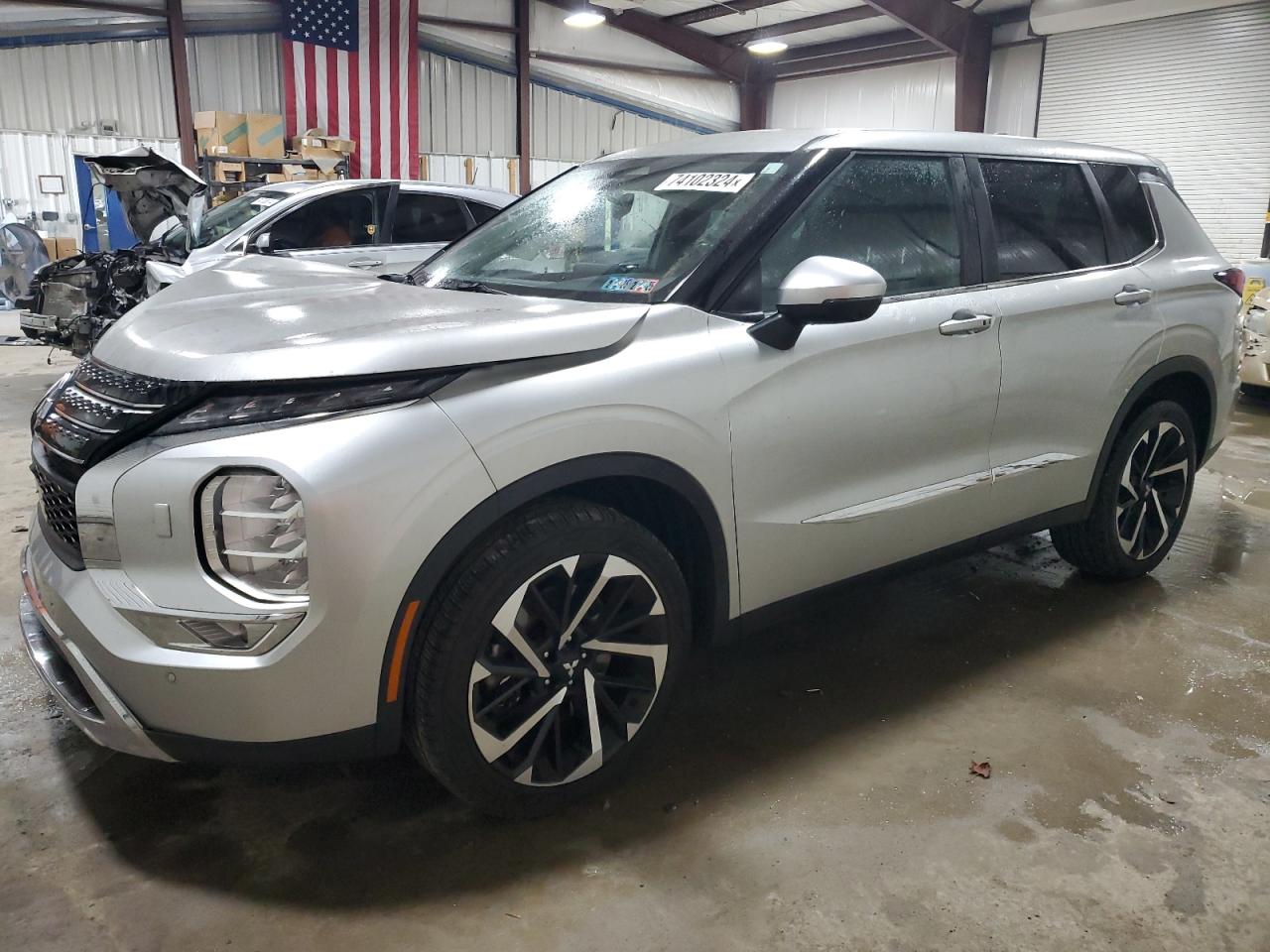  Salvage Mitsubishi Outlander