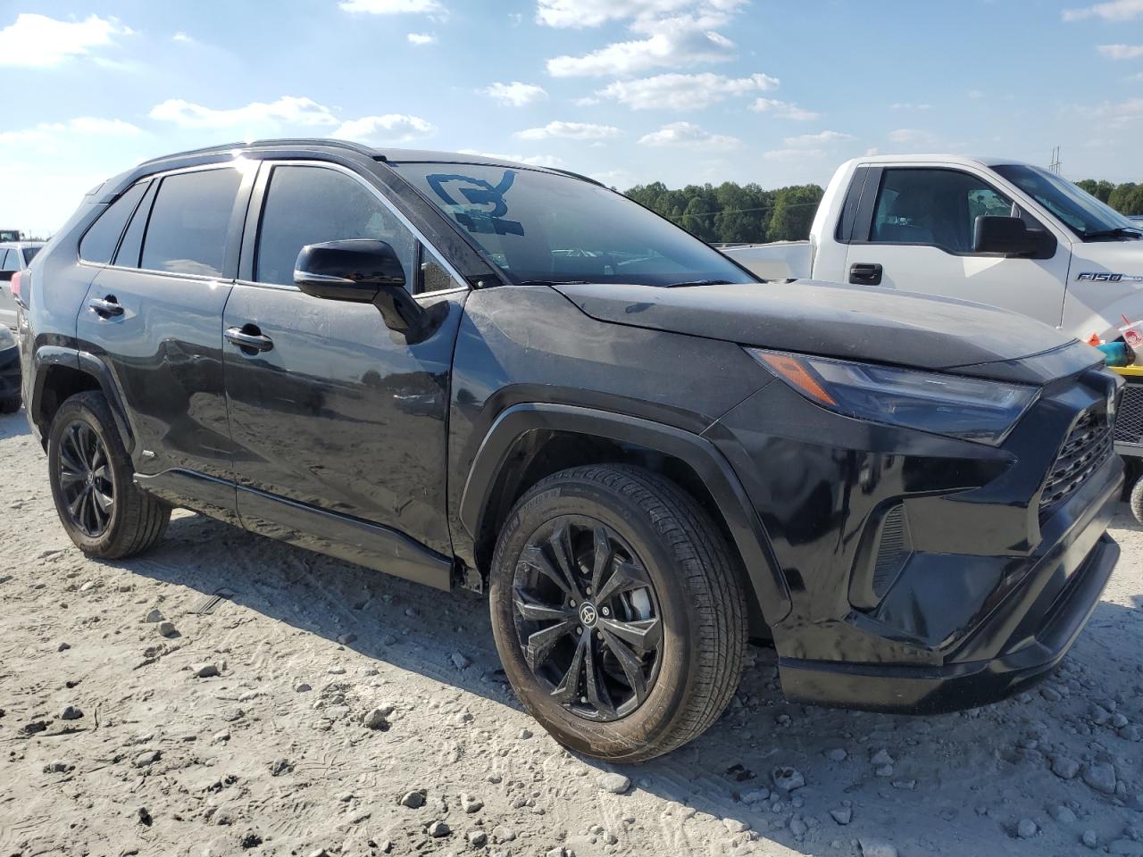 Lot #2902734227 2022 TOYOTA RAV4 SE