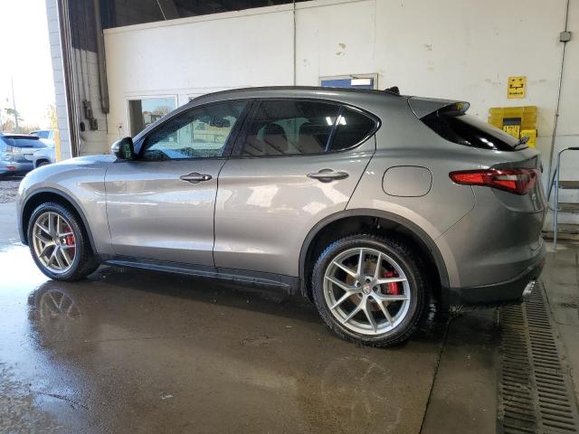 VIN ZASFAKNN2J7B99446 2018 Alfa Romeo Stelvio, Ti S... no.2