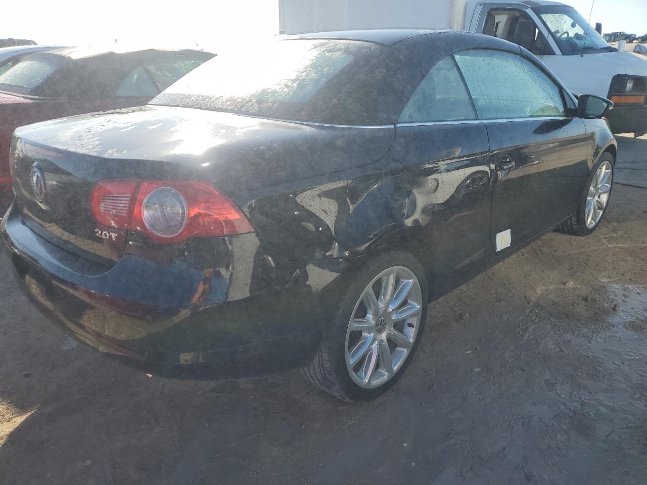 Lot #3027015866 2010 VOLKSWAGEN EOS LUX