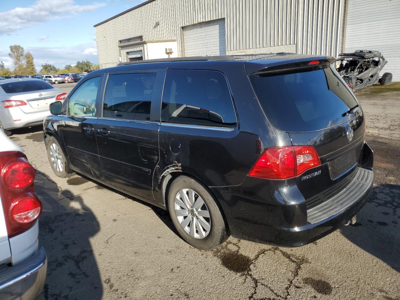 VOLKSWAGEN ROUTAN SEL 2012 black  Flexible Fuel 2C4RVACG7CR277083 photo #3