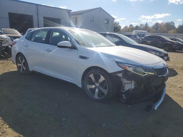 VIN 5XXGT4L34KG367469 2019 KIA Optima, LX no.4