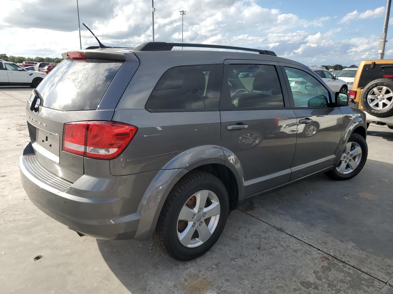 Lot #2974716443 2013 DODGE JOURNEY SE