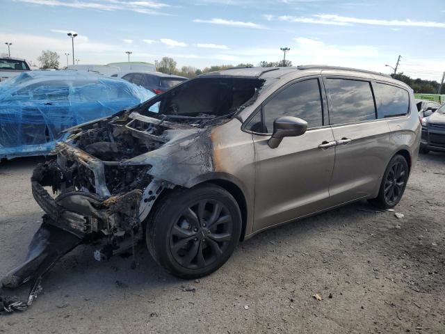 2018 CHRYSLER PACIFICA T - 2C4RC1EG0JR260643