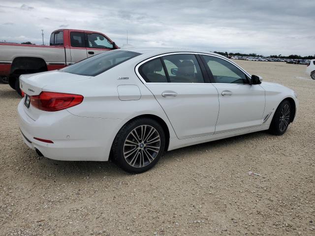 VIN WBAJB1C53JB374990 2018 BMW 5 Series, 530XE no.3