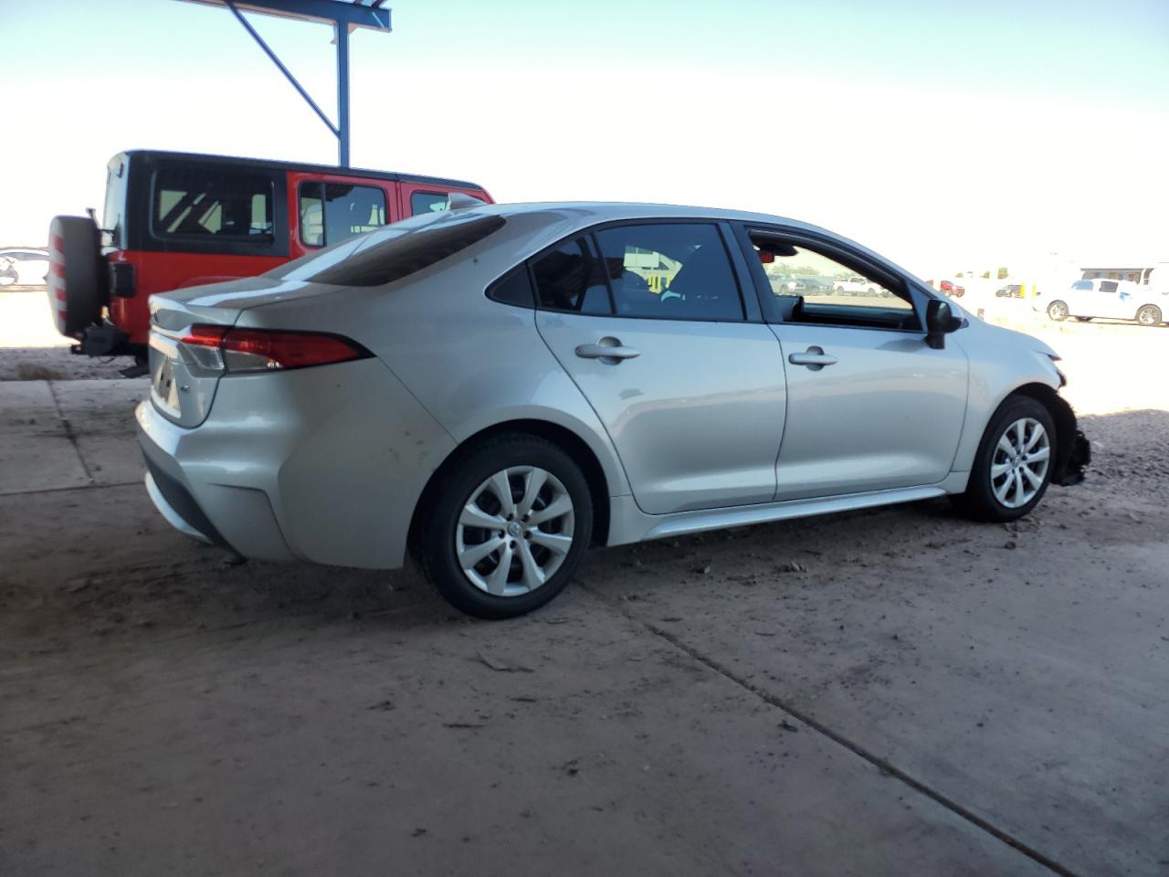 Lot #2989082973 2022 TOYOTA COROLLA LE