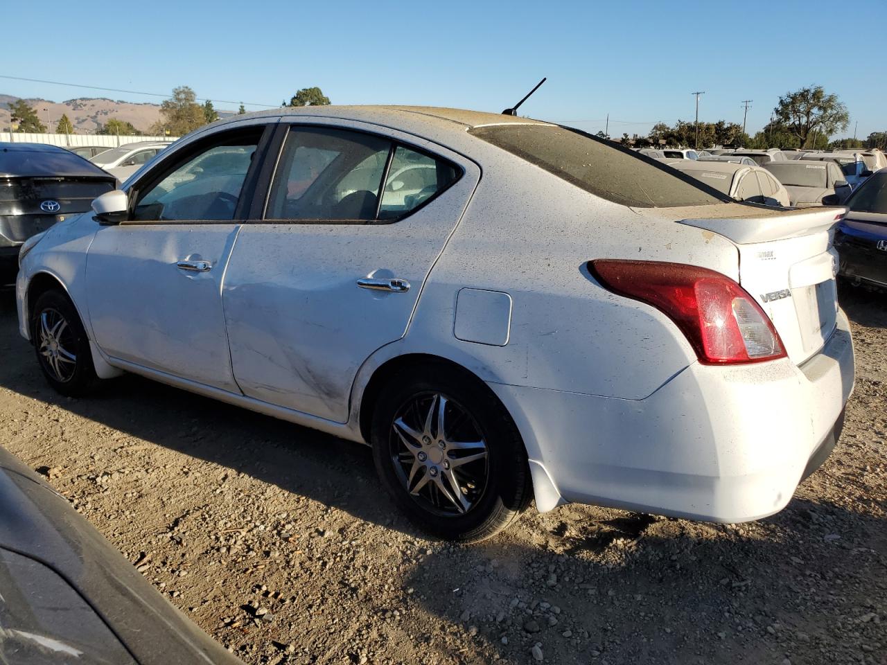 Lot #3033212817 2016 NISSAN VERSA S