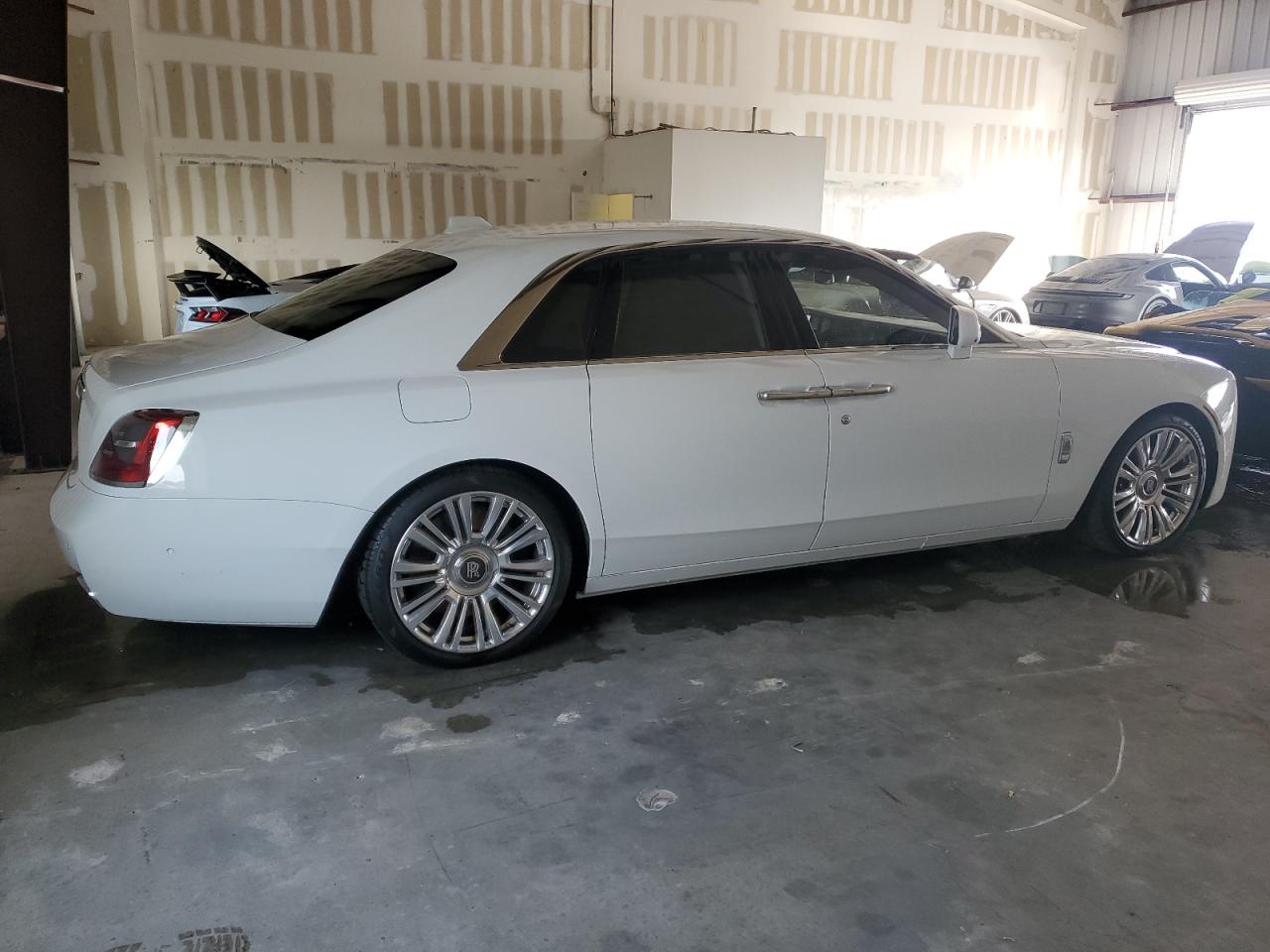 Lot #2989157692 2021 ROLLS-ROYCE GHOST