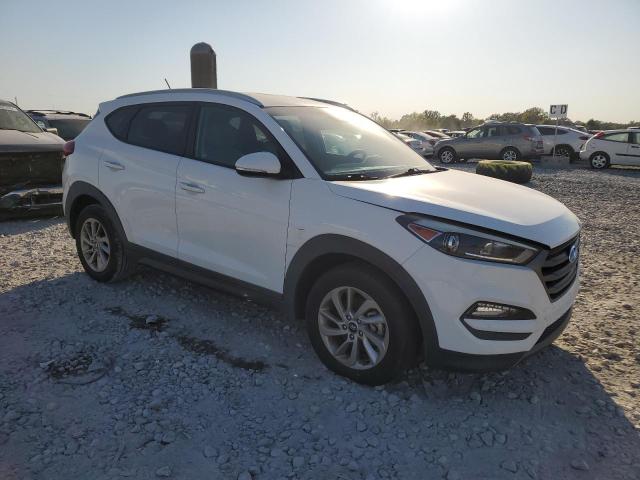 VIN KM8J33A2XGU165128 2016 Hyundai Tucson, Limited no.4