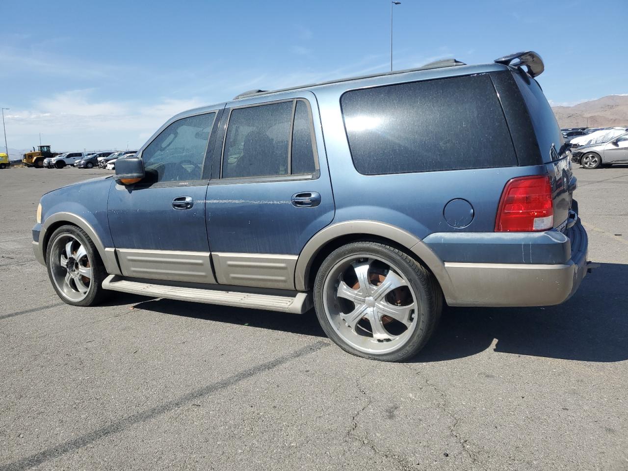 Lot #2981450622 2004 FORD EXPEDITION