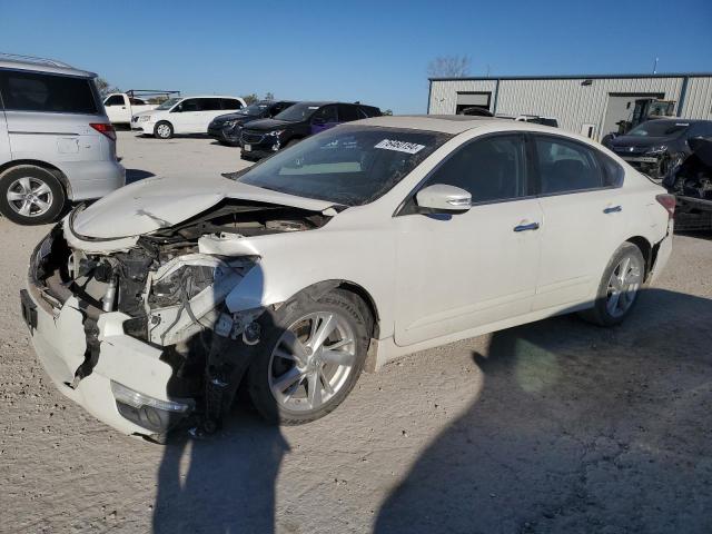 NISSAN ALTIMA 2.5 2015 white  gas 1N4AL3AP0FC228568 photo #1