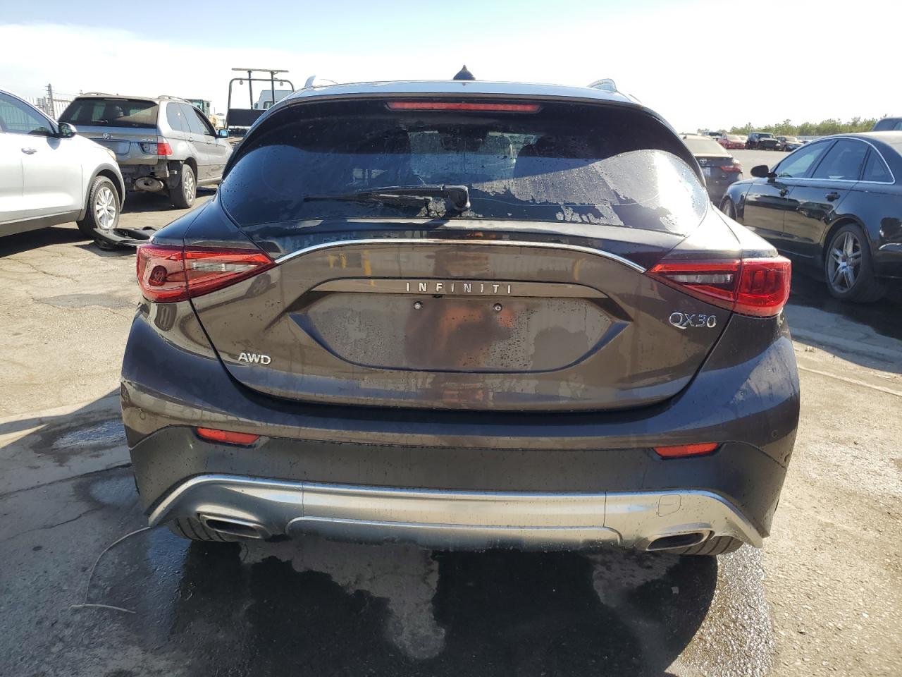 Lot #3036920769 2017 INFINITI QX30 BASE