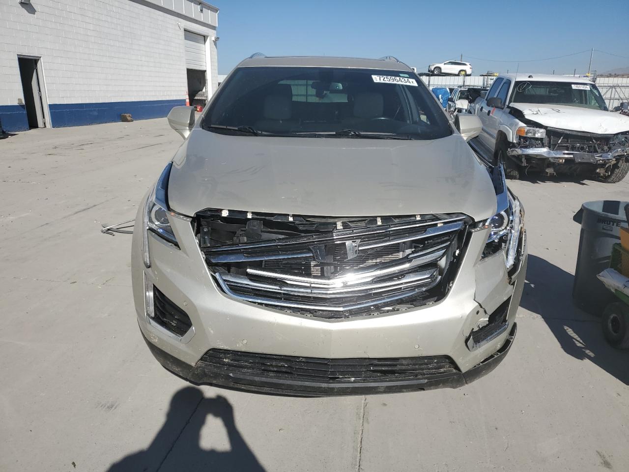 Lot #2905313512 2017 CADILLAC XT5 LUXURY