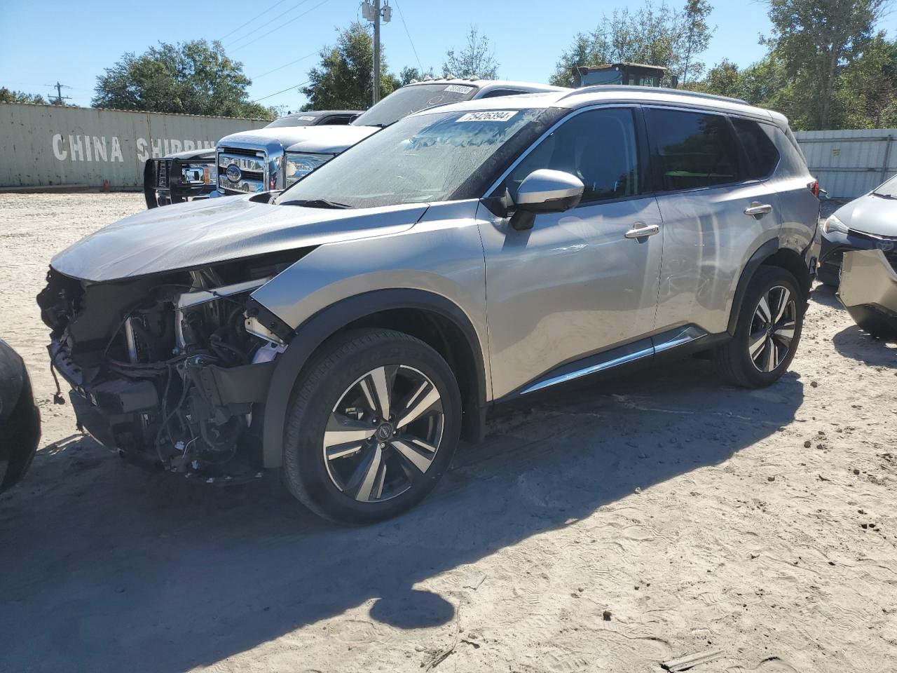 NISSAN ROGUE PLATINUM