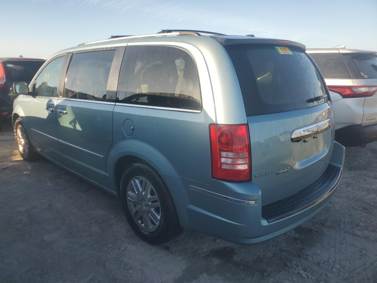 Lot #3028505924 2008 CHRYSLER TOWN & COU