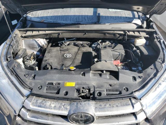 VIN 5TDJZRFH5HS403248 2017 Toyota Highlander, SE no.12